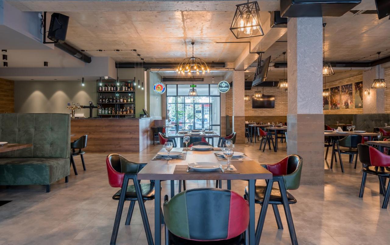 Aura Hotel Tbilisi Exteriör bild