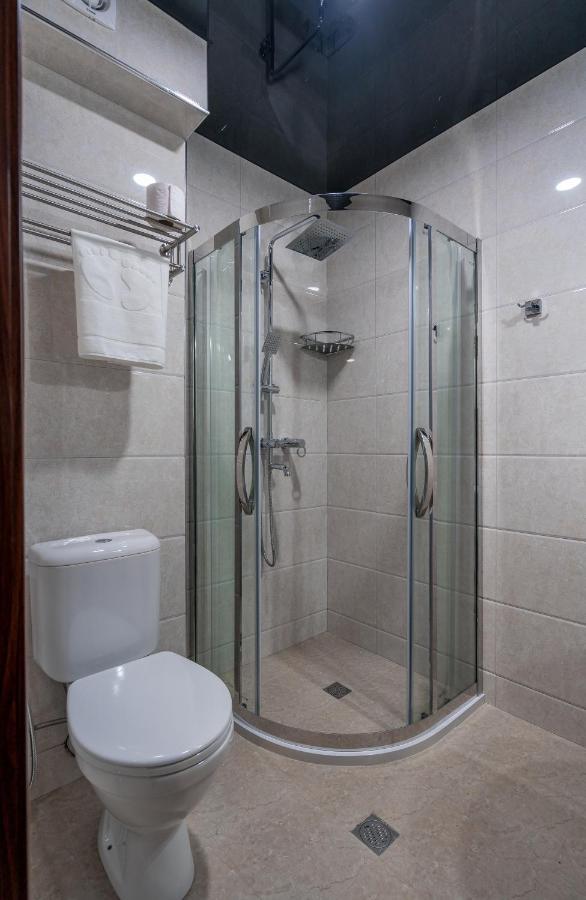 Aura Hotel Tbilisi Exteriör bild