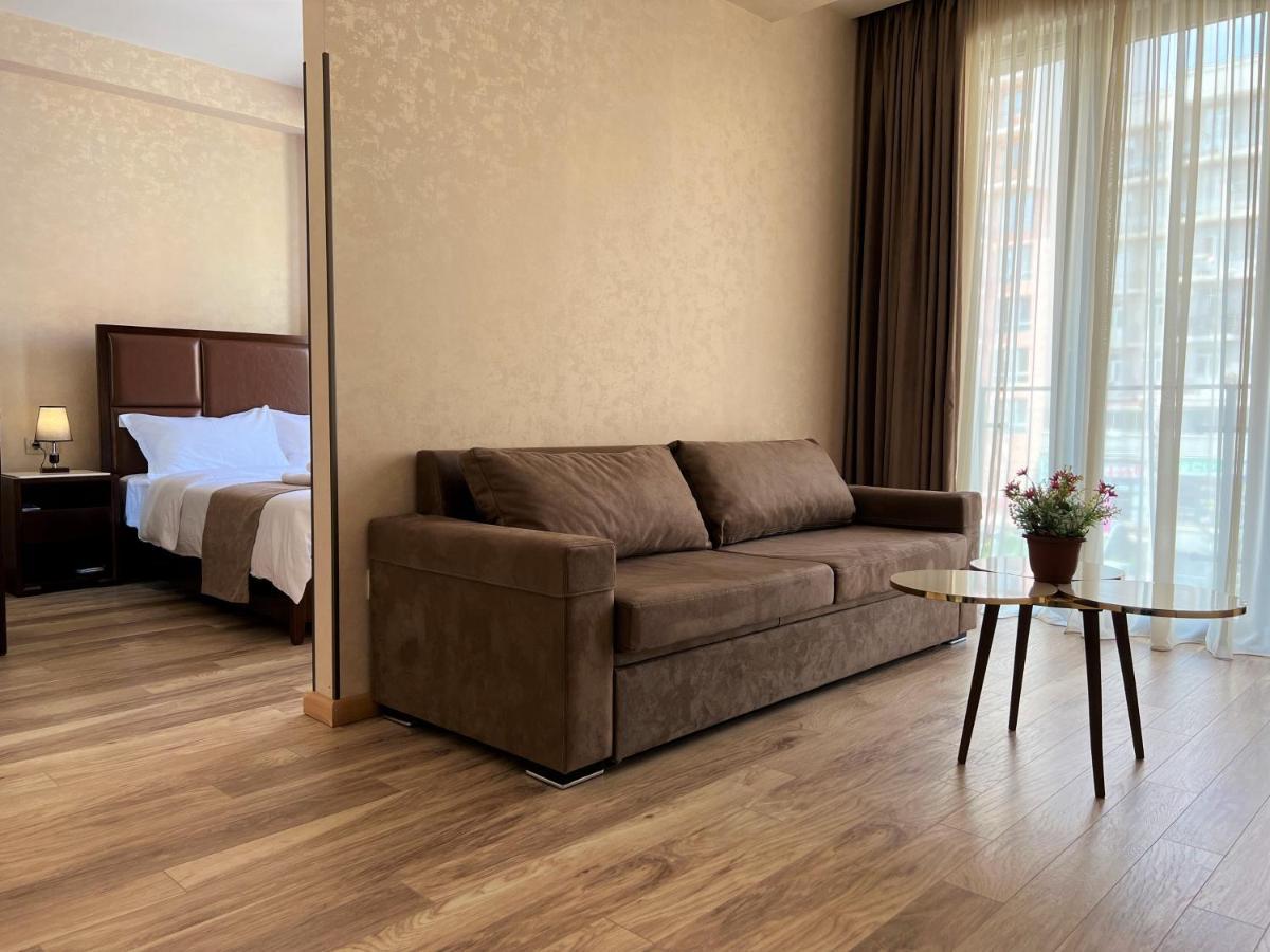 Aura Hotel Tbilisi Exteriör bild