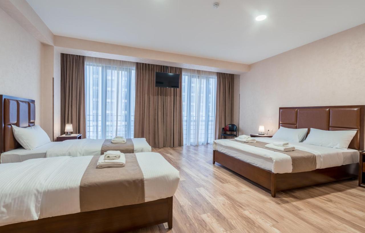 Aura Hotel Tbilisi Exteriör bild