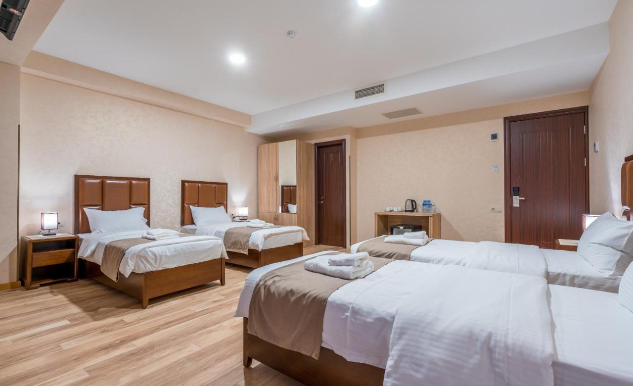 Aura Hotel Tbilisi Exteriör bild